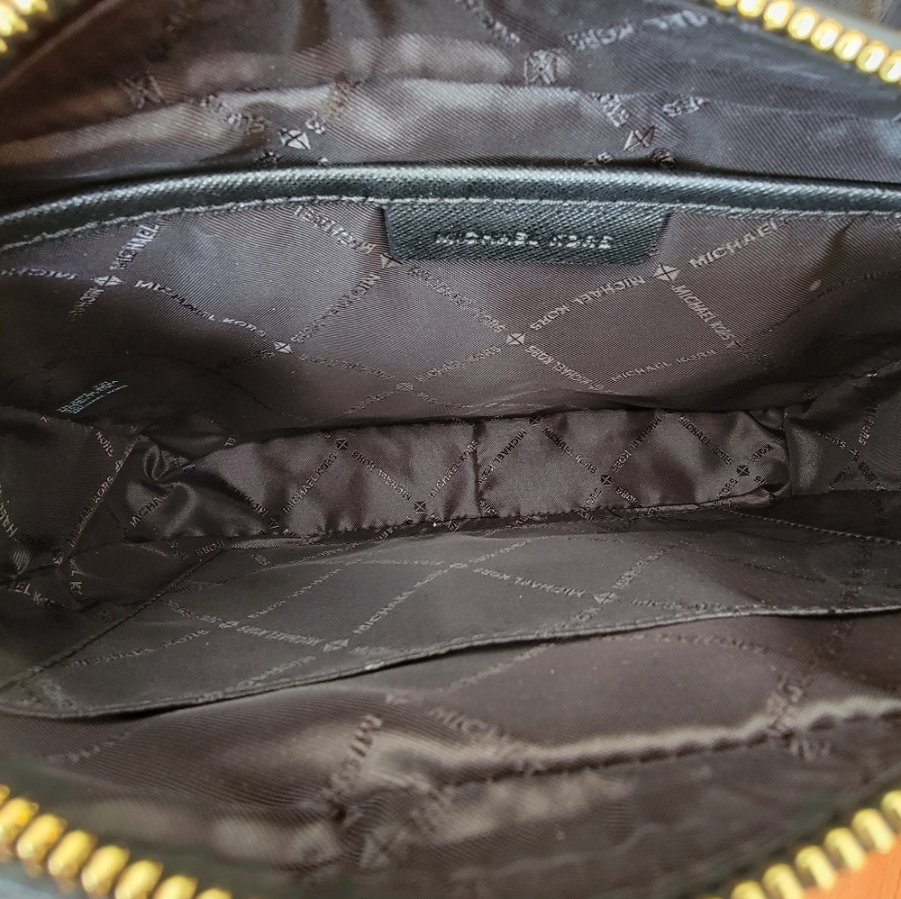 ⚠️LAST 1⚠️ Michael Kors Jet Set EW LG Crossbody SET - Picture 3 of 9